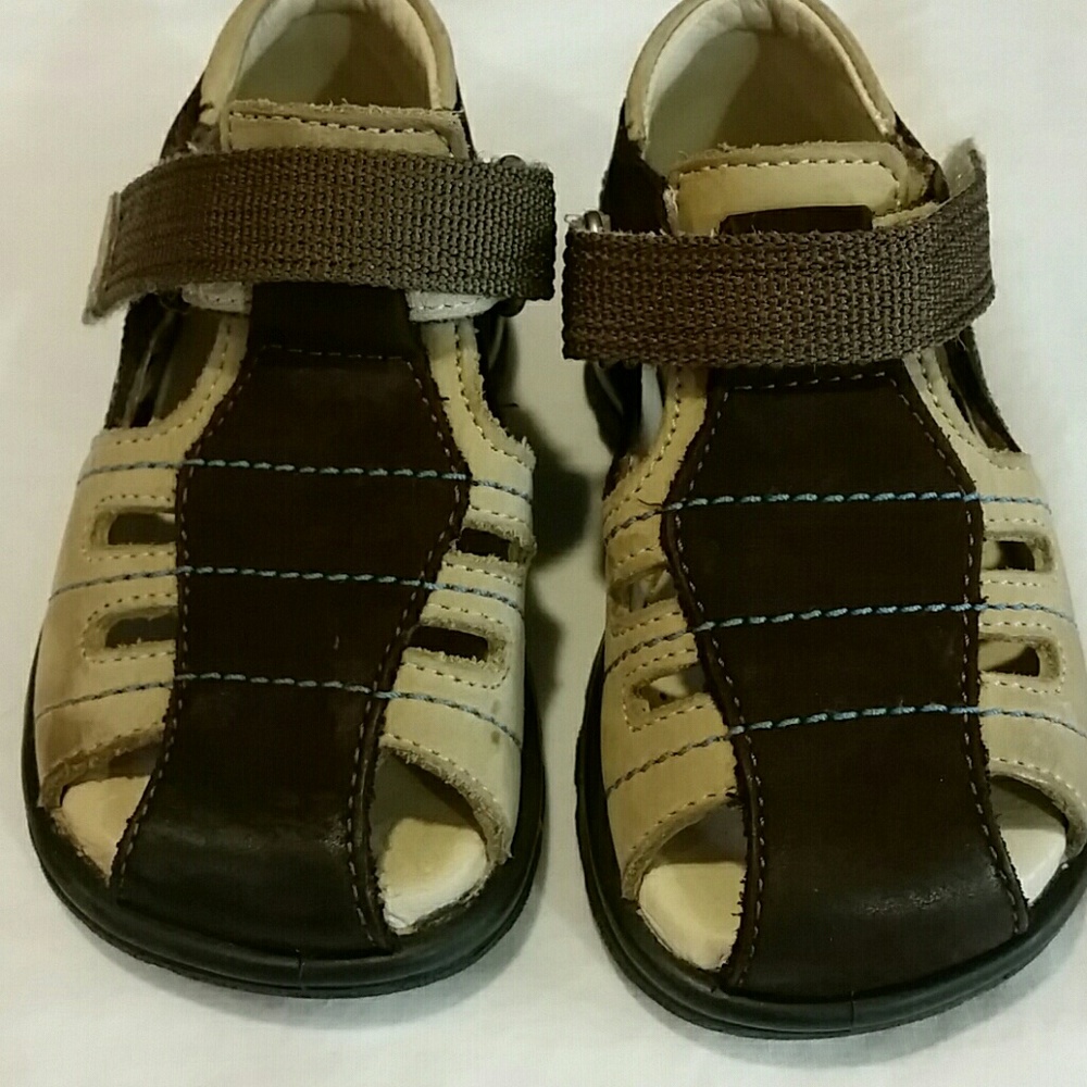 Infant Ecco light sandals